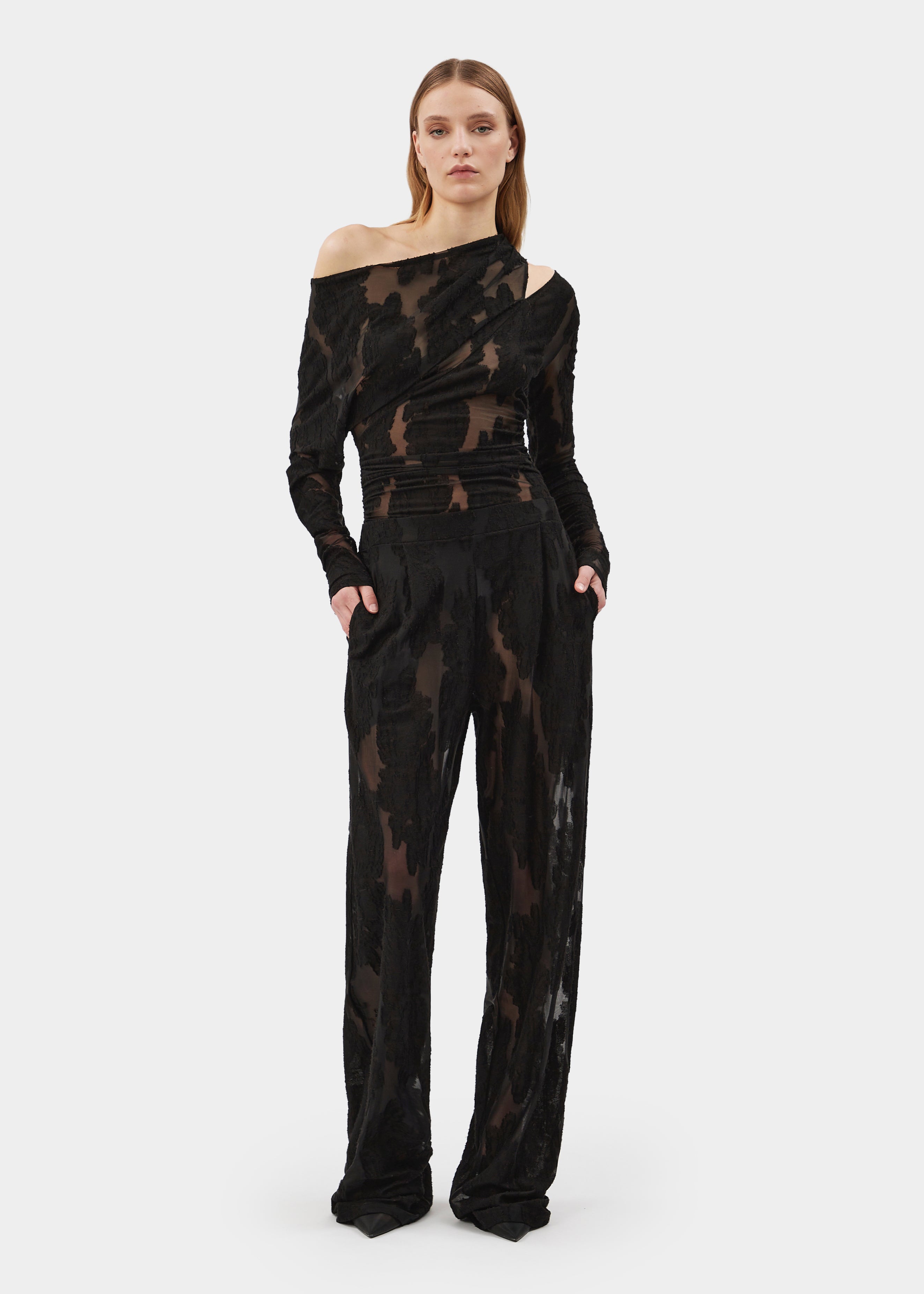 Gilya Sheer Black