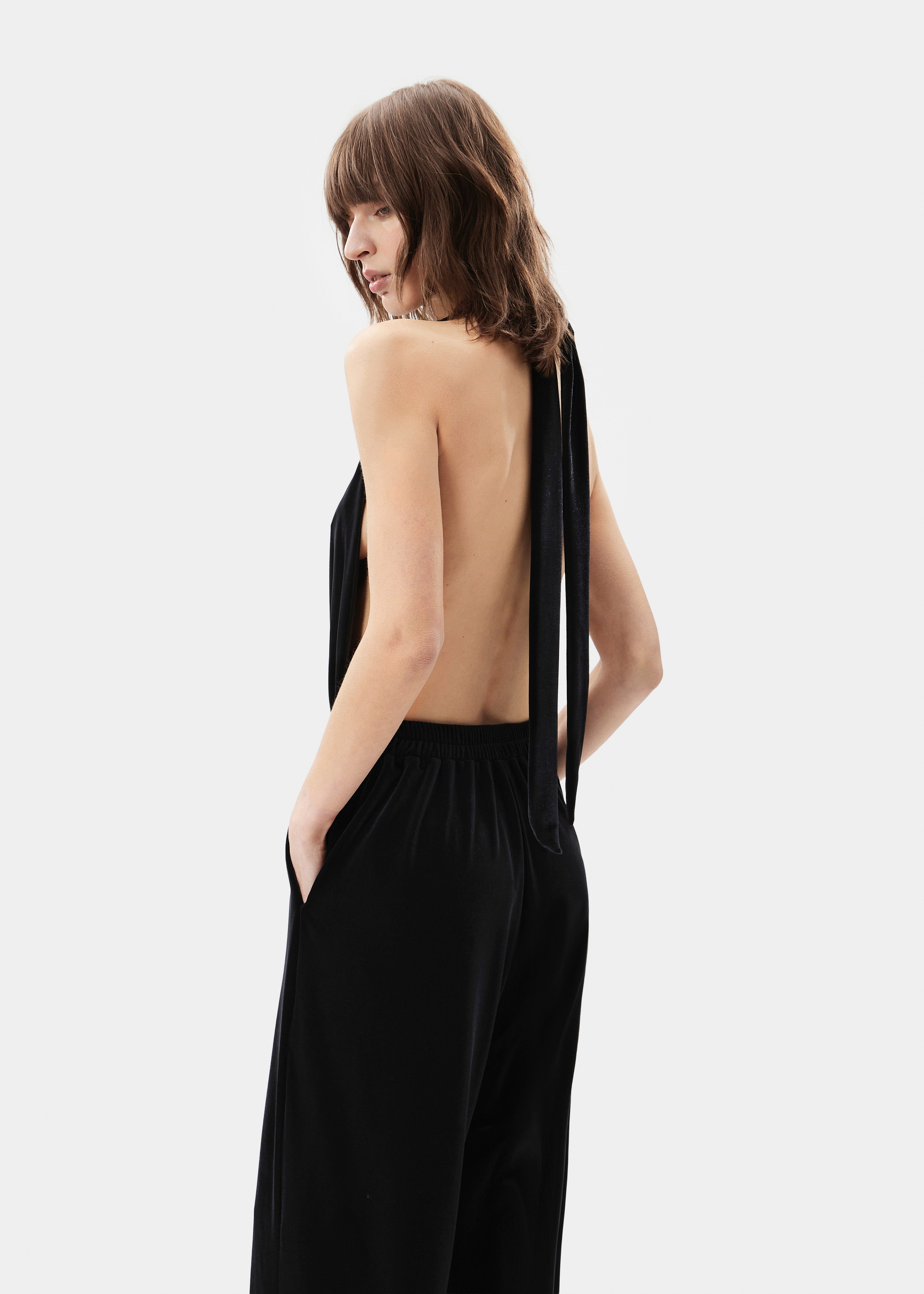 GILY VELVET JET BLACK
