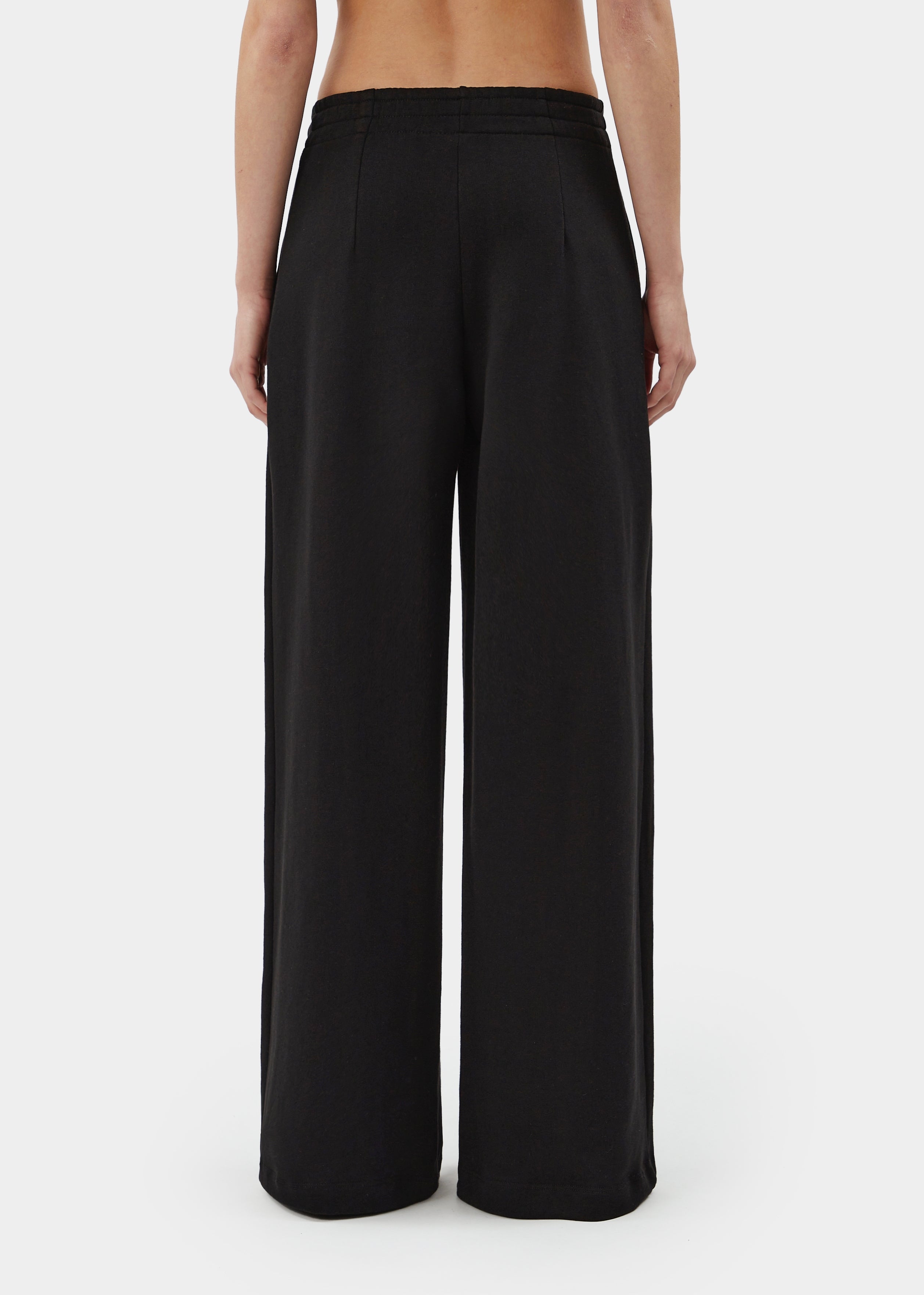 Oxani Deep Black