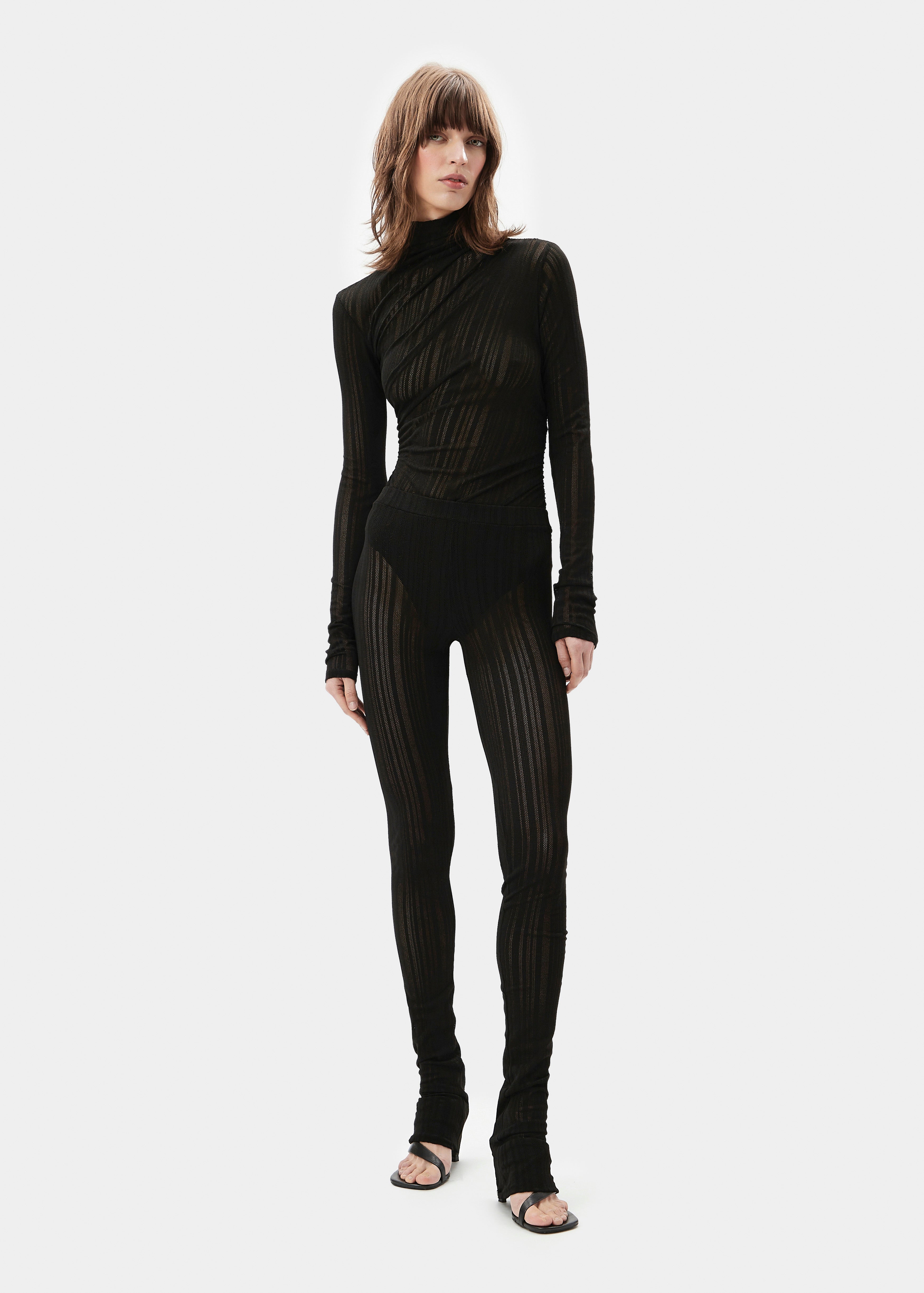 QIN VIBRANT BLACK