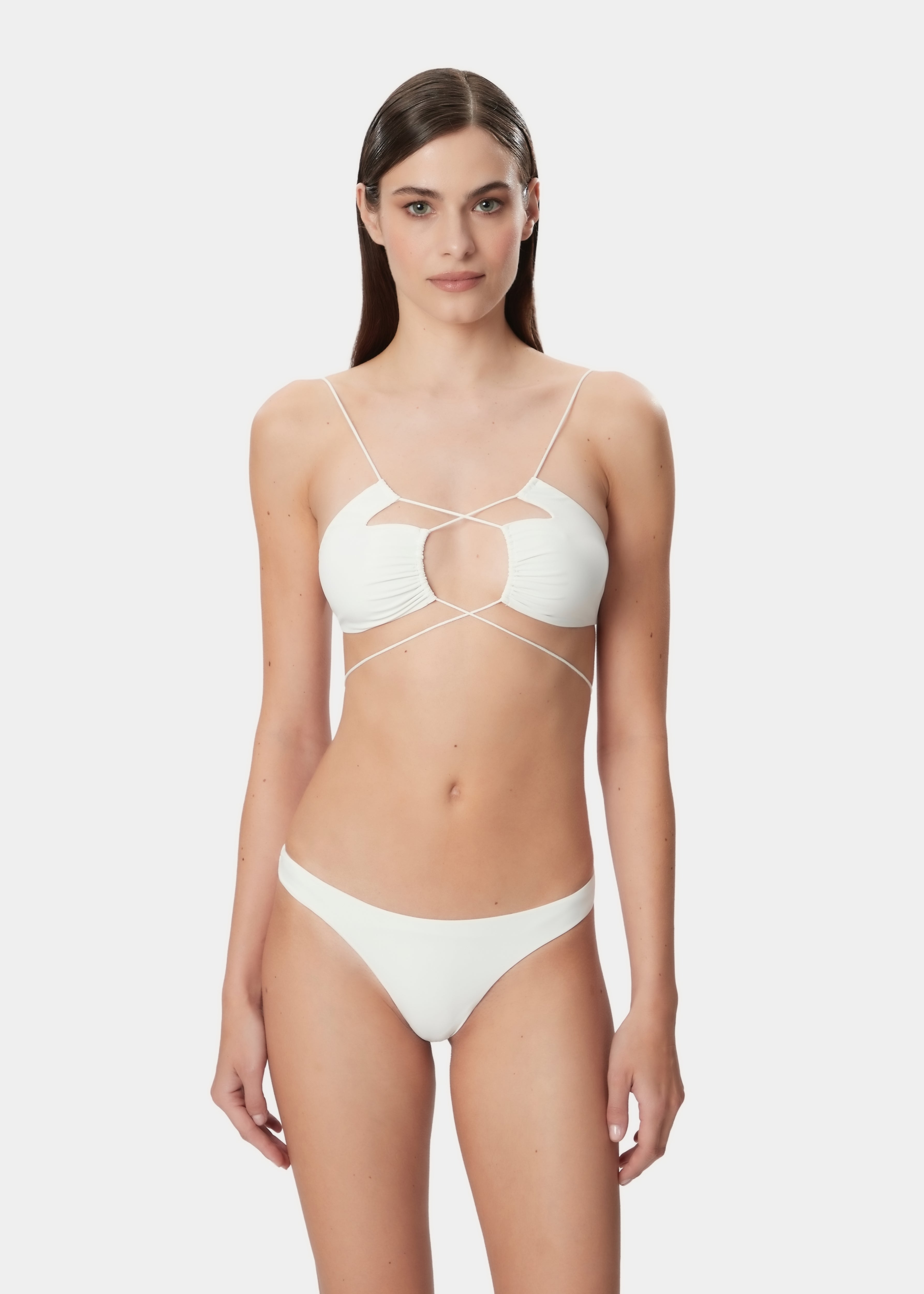 JADIA REGULAR TWO PIECE OFF WHITE